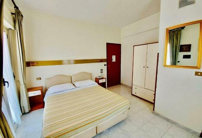 Номер Стандарт, Albergo Delle Rose