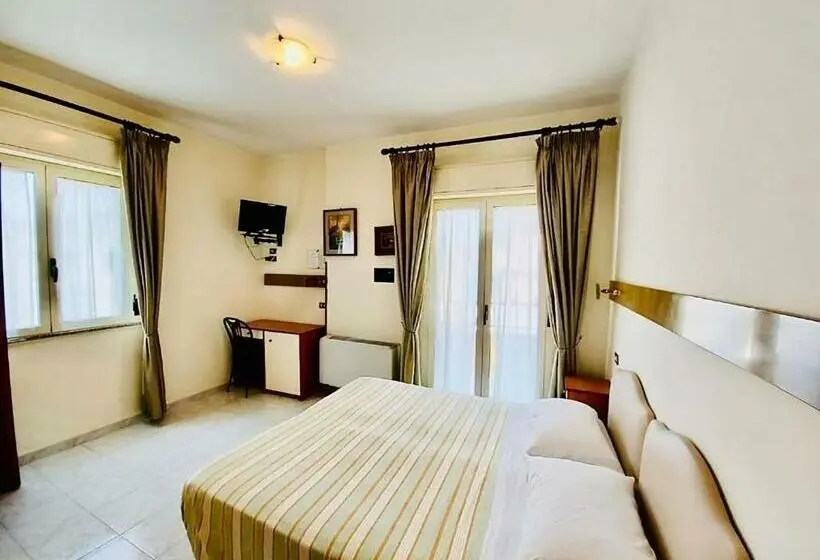 スタンダードルーム, Albergo Delle Rose