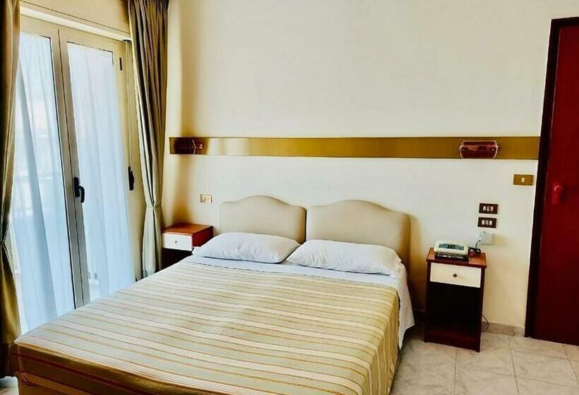 스탠다드 룸, Albergo Delle Rose