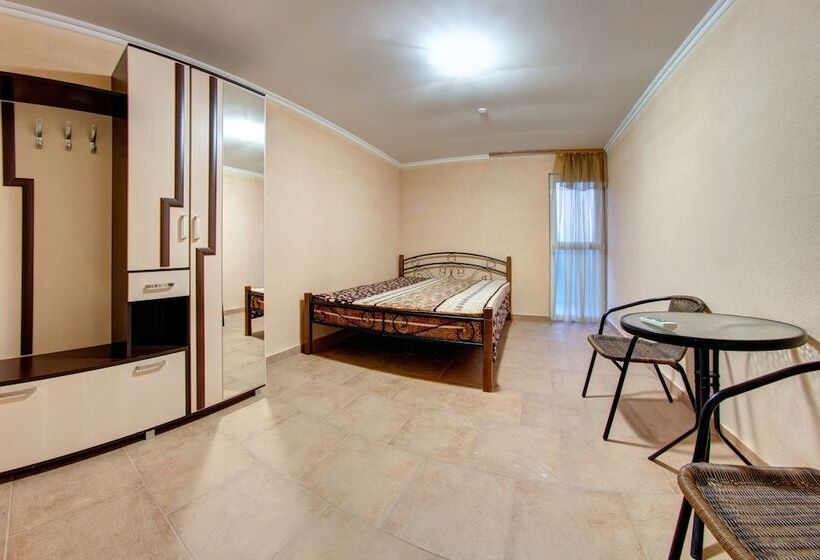 غرفة كومفورت, Chaika 3