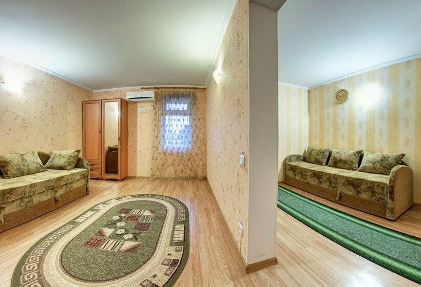 غرفة عائلية, Chaika 3