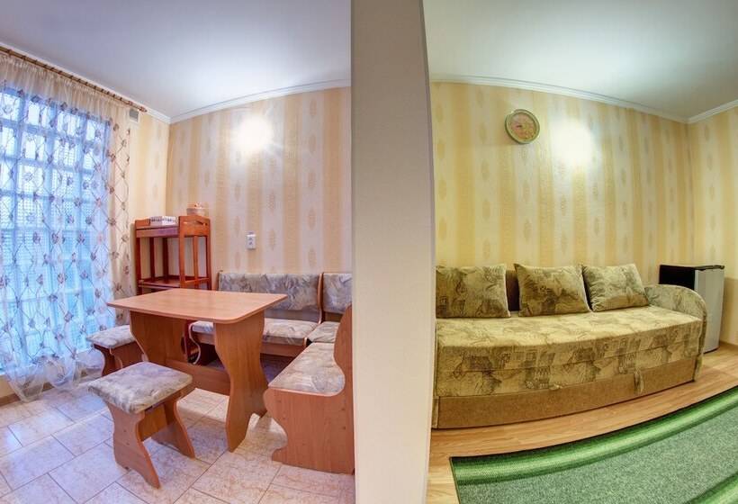 غرفة عائلية, Chaika 3