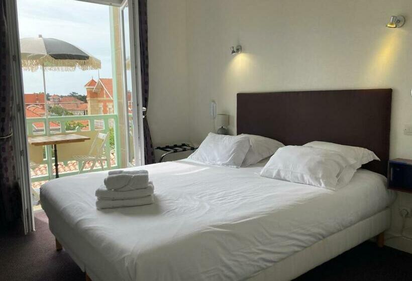 חדר דלוקס עם מרפסת, Hôtel Michelet Plage
