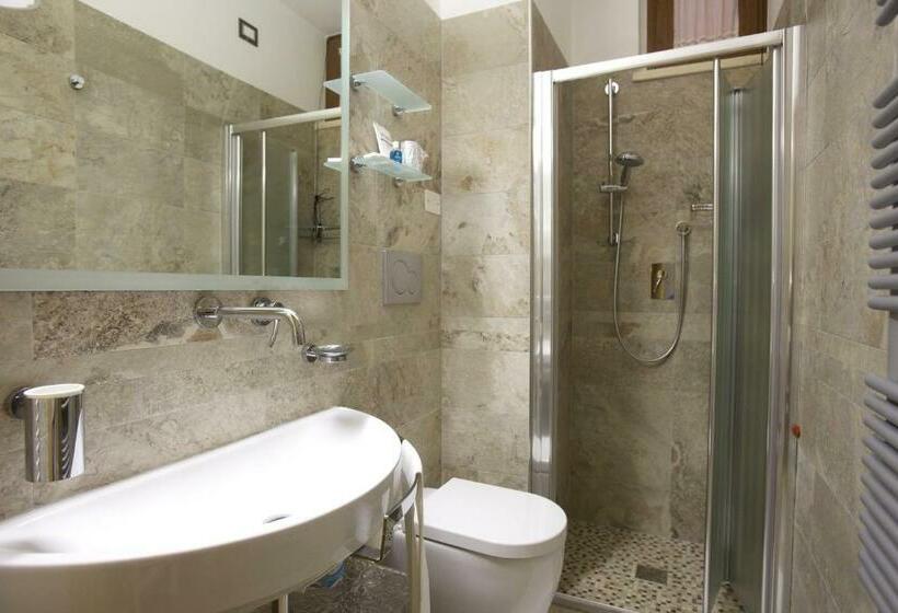 חדר סטנדרט יחיד, Relais Villa Giulia