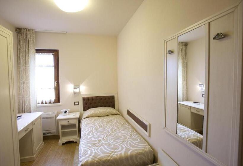 חדר סטנדרט יחיד, Relais Villa Giulia