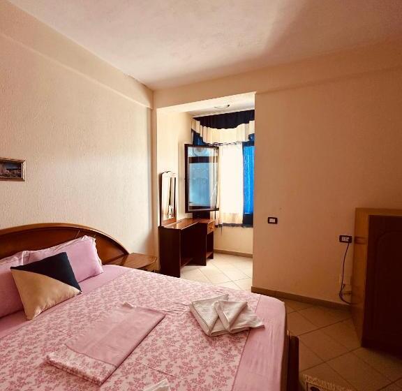 חדר סטנדרט, Saint Marena