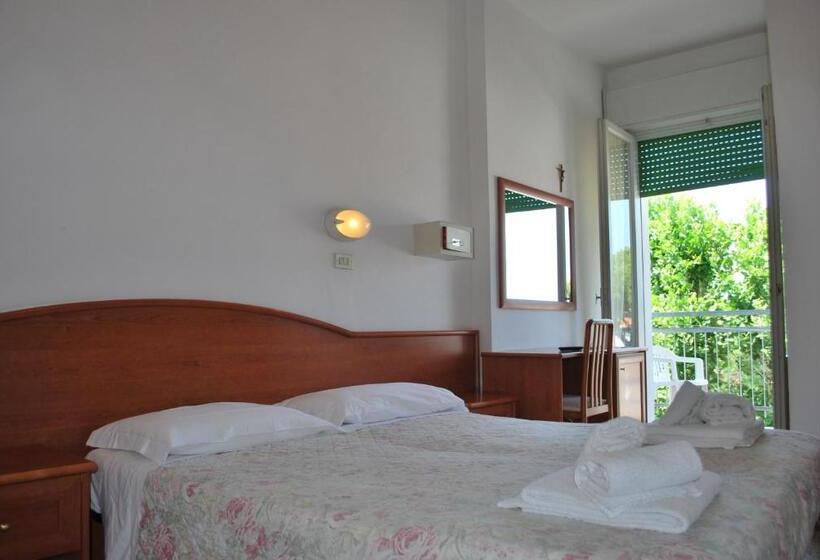 Четырехместный Номер Стандарт, Villa Verde