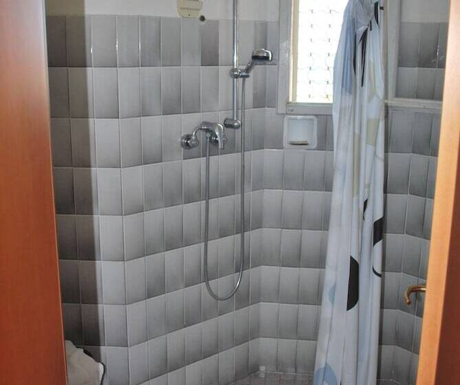 스탠다드 트리플 룸, Villa Verde