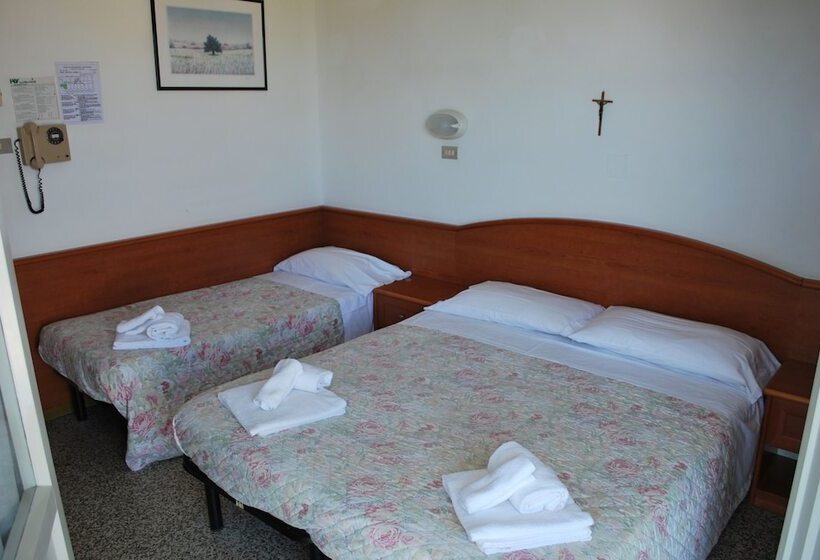 Номер Стандарт Трехместный, Villa Verde