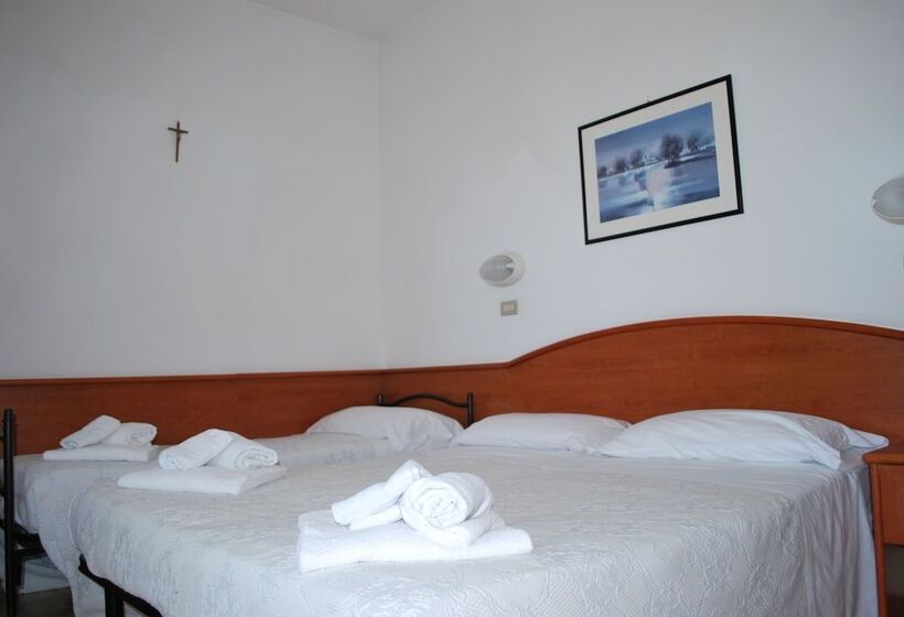 스탠다드 트리플 룸, Villa Verde