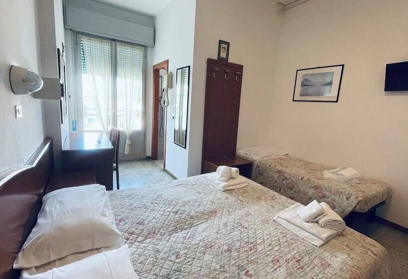 Четырехместный Номер Стандарт, Villa Verde