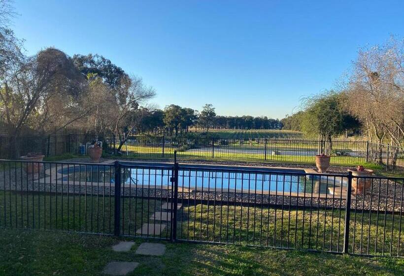 خانه 1 خوابه, Vinden Estate Homestead, Pokolbin