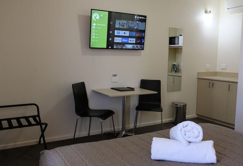 חדר דלוקס, Loddon River Motel