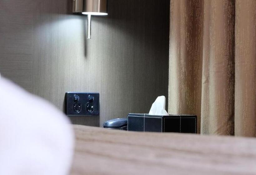 חדר משפחתי דלוקס, Loddon River Motel