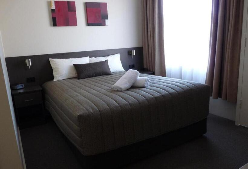 חדר סופריור, Loddon River Motel