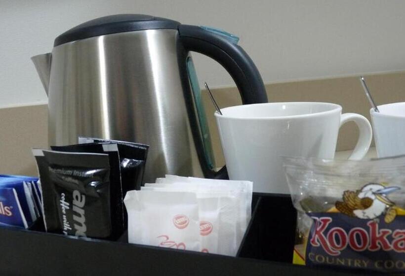 חדר משפחתי דלוקס, Loddon River Motel