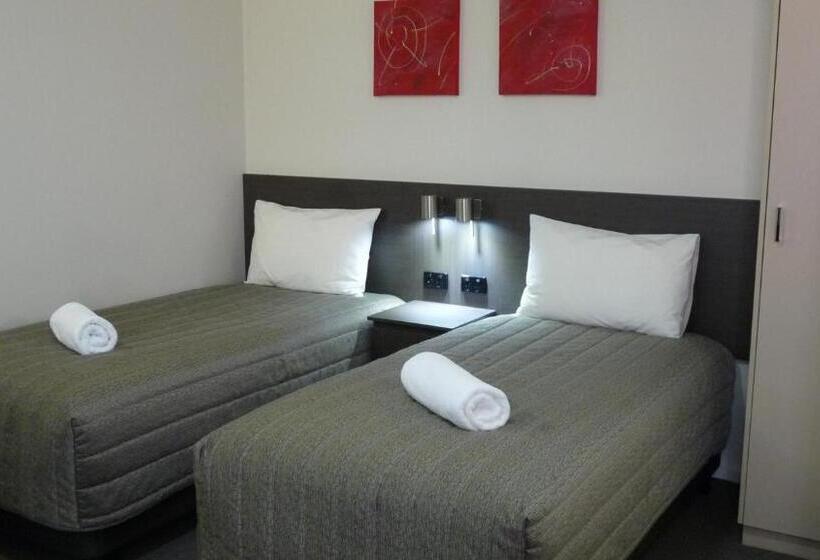 חדר משפחתי דלוקס, Loddon River Motel