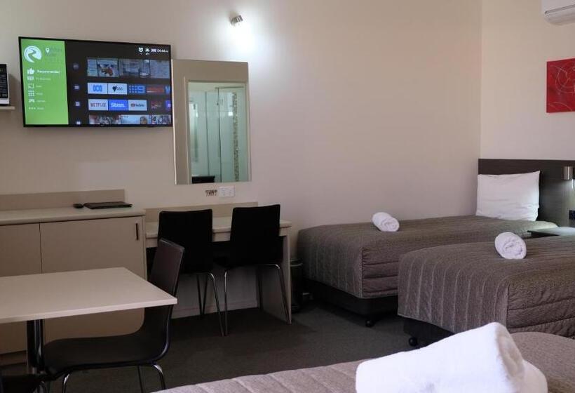 חדר משפחתי דלוקס, Loddon River Motel