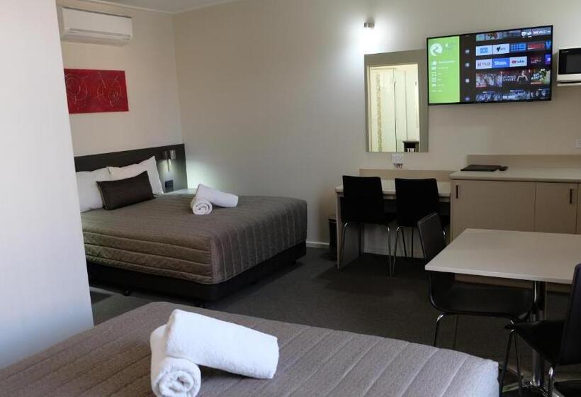 חדר דלוקס, Loddon River Motel