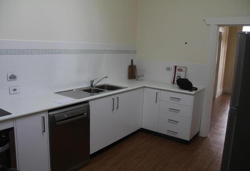 דירת חדר, Mentor Chambers Apartment Bed & Breakfast