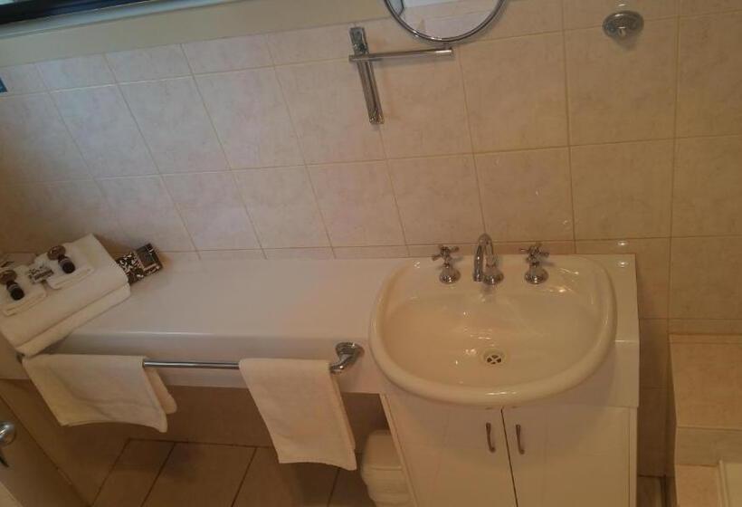 חדר סטנדרט עם מיטת קינג, Metung Waters Motel And Apartments