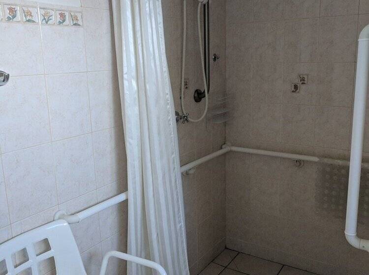 חדר סטנדרט עם מיטת קינג, Metung Waters Motel And Apartments