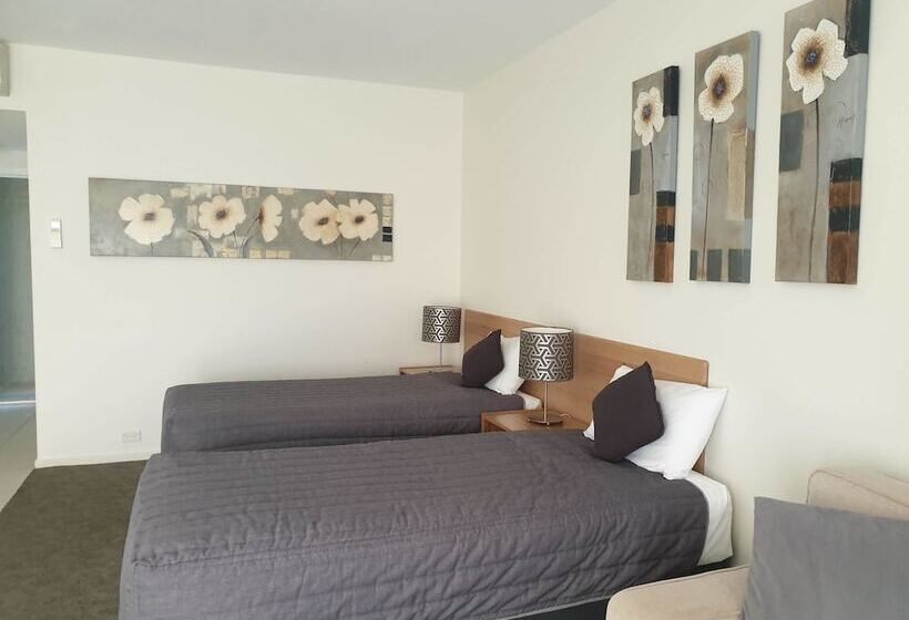 חדר סטנדרט עם מיטת קינג, Metung Waters Motel And Apartments