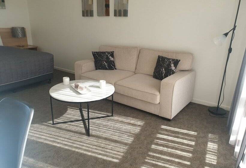 חדר סטנדרט עם מיטת קינג, Metung Waters Motel And Apartments