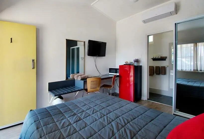 اتاق اکونومی, Memphis Motor Inn