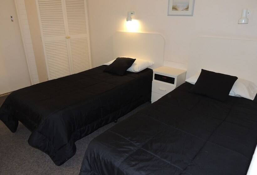 اتاق استاندارد, Memphis Motor Inn