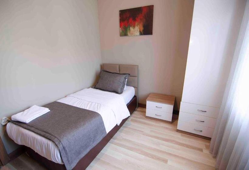 اتاق لوکس سه تخته, Nova Suite