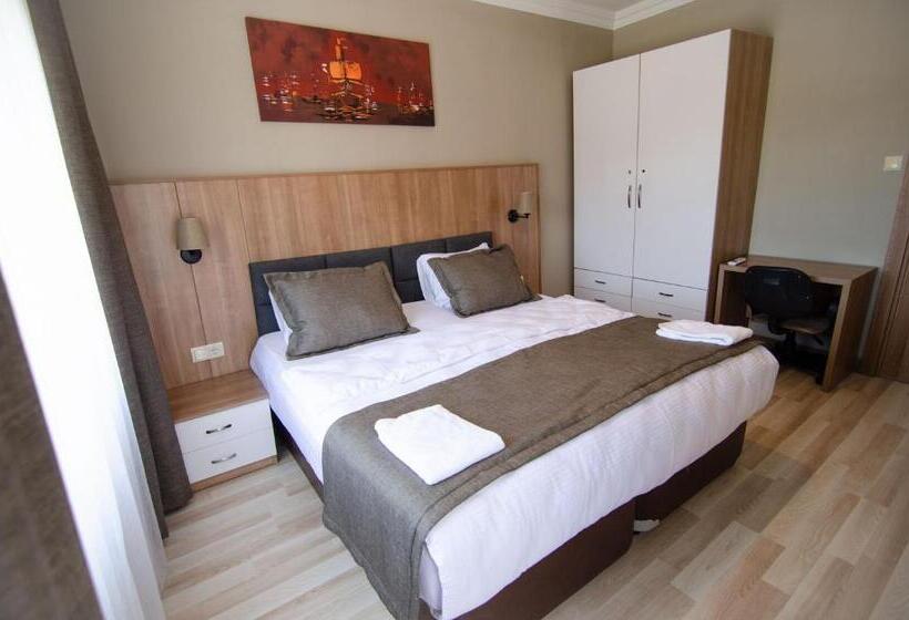 اتاق سوپریور سه تخته, Nova Suite