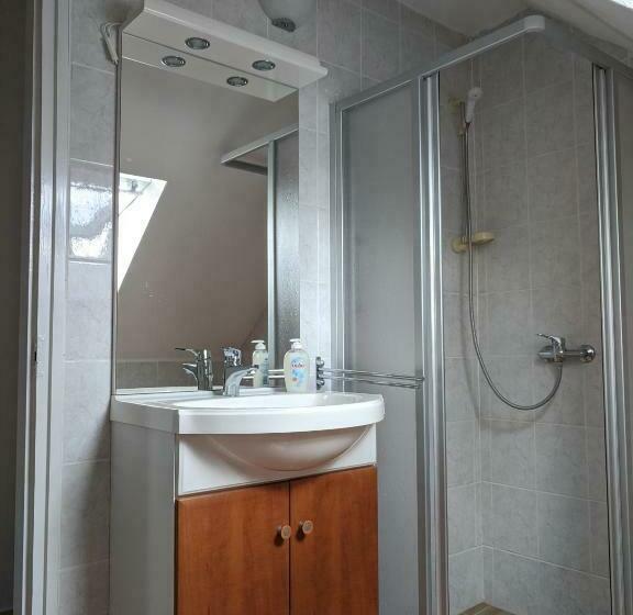 침실 1개 발코니 아파트, Angéla Vendégház