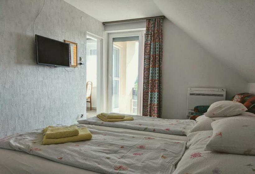 침실 1개 발코니 아파트, Angéla Vendégház