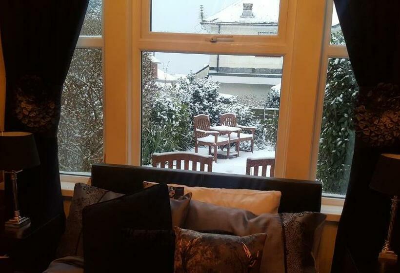 디럭스 룸 가든 전망, The Bell Lodge