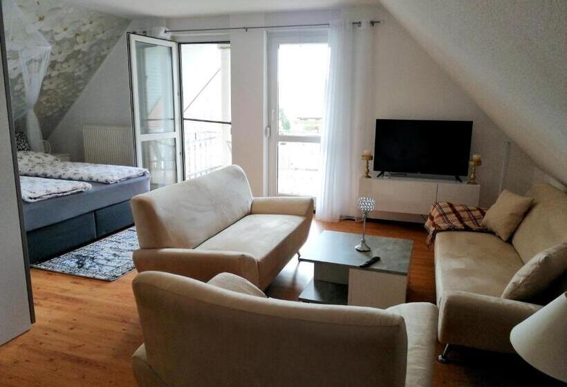 标准工作室带阳台, Pension Nordseebriese