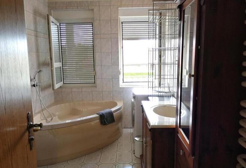 آپارتمان 3 خوابه, Pension Nordseebriese