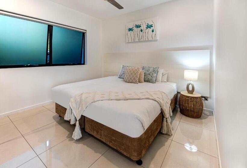 Апартаменты 3 Спальни, Pinnacle Apartments
