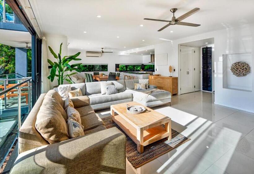 آپارتمان 3 خوابه, Pinnacle Apartments