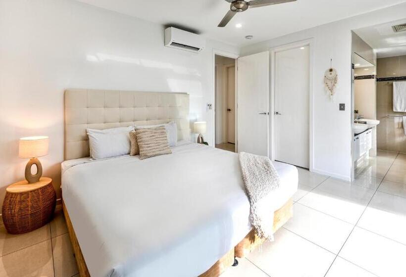 آپارتمان 3 خوابه, Pinnacle Apartments