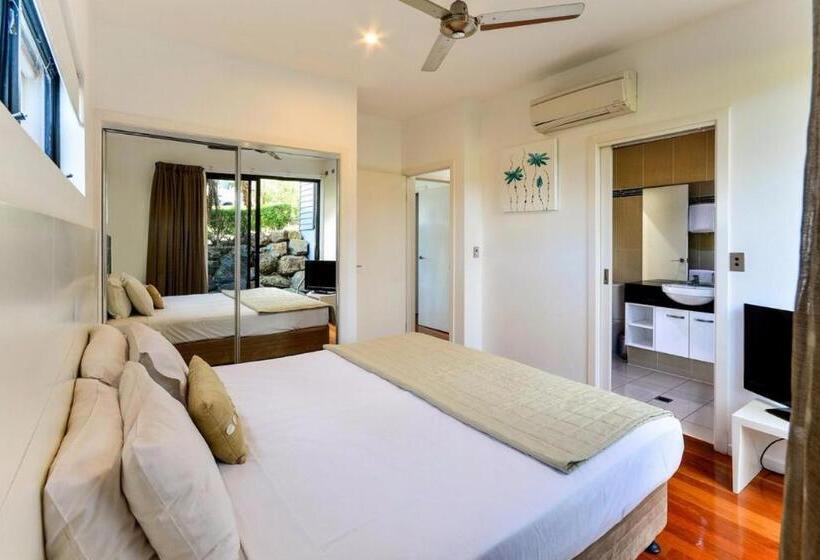 דירת 2 חדרים נוף לים, Pinnacle Apartments