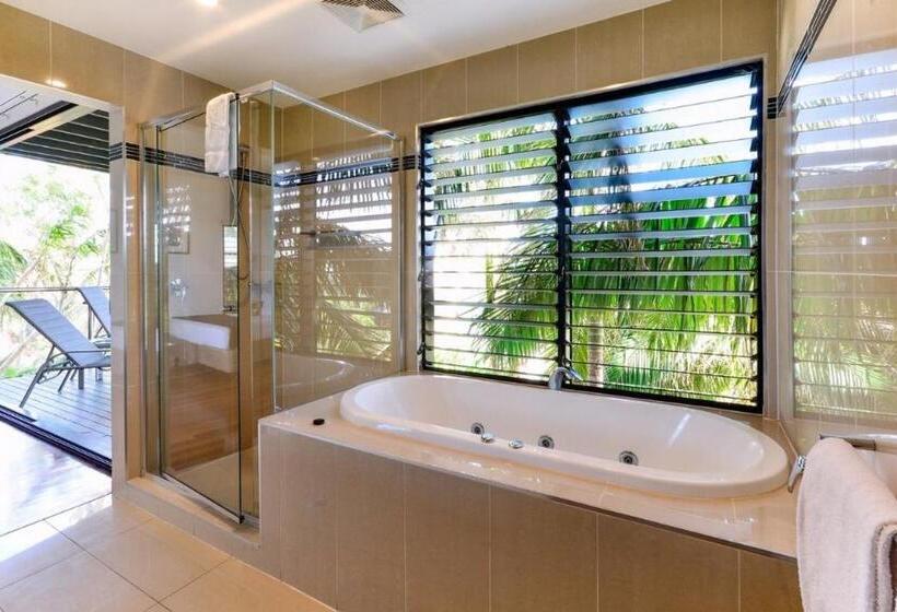 آپارتمان 2 خوابه با چشم‌انداز دریا, Pinnacle Apartments