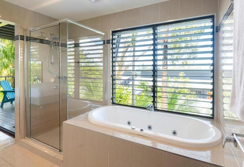 דירת 2 חדרים נוף לים, Pinnacle Apartments