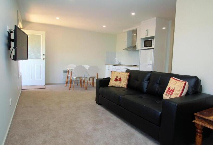 شقة غرفتين, Richmond Coachmans Rest