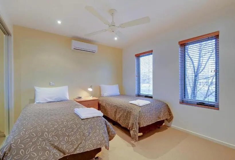 Apartament 3 Dormitoris, Traralgon Serviced Apartments
