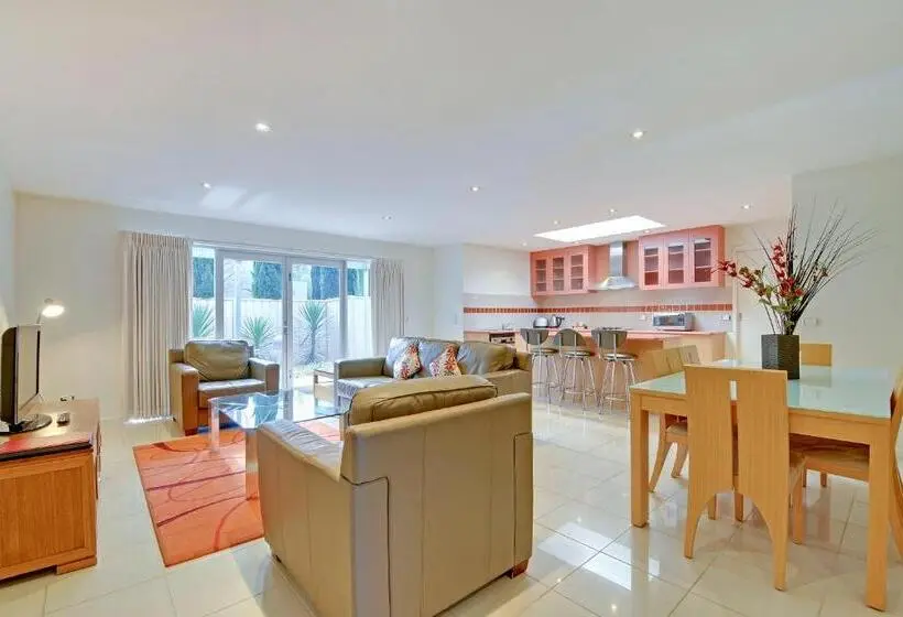 Apartament 3 Dormitoris, Traralgon Serviced Apartments