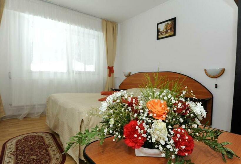 标准间, Gura Diham