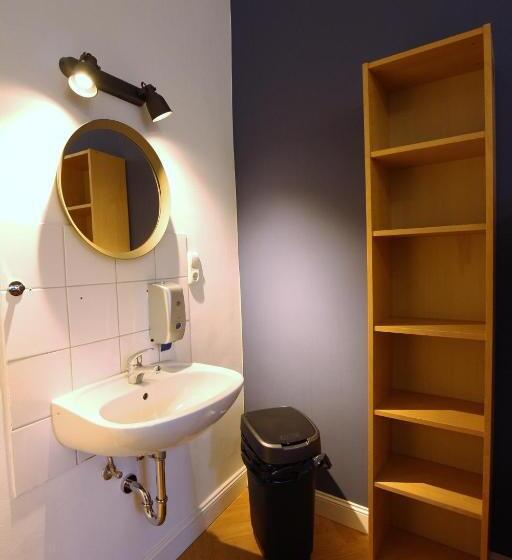 ルームシェアのワンベッド, Blue Doors Hostel Altstadt