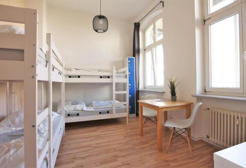 バス共有のスタンダードルーム, Blue Doors Hostel Altstadt