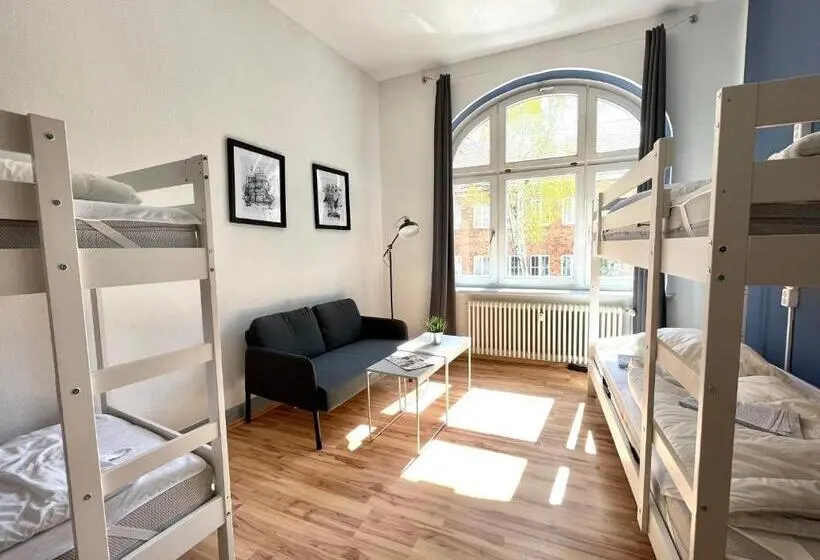 バス共有のスタンダードルーム, Blue Doors Hostel Altstadt